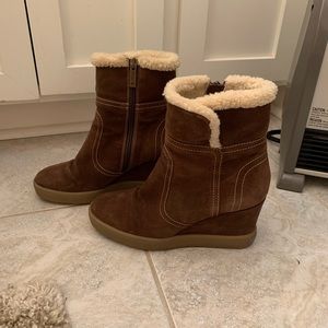 Aquatalia Shearling Wedge boot